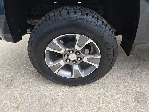 Used 2020 Chevrolet Colorado Z71 image 35