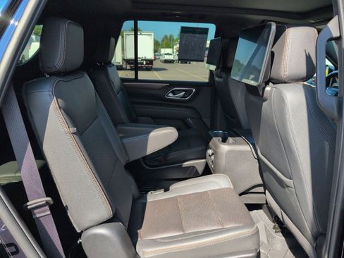 Used 2024 Chevrolet Tahoe High Country w/ Advanced Technology Package image 27