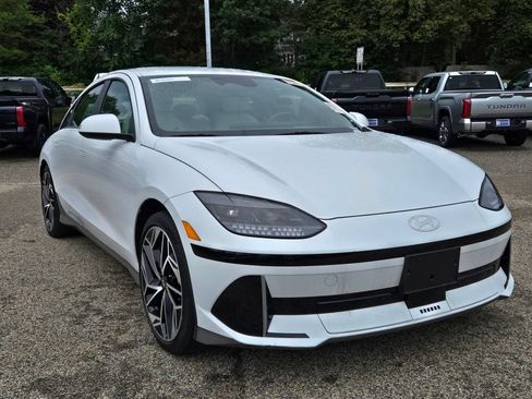 Used 2023 Hyundai Ioniq 6 SEL AWD/4WD image 8