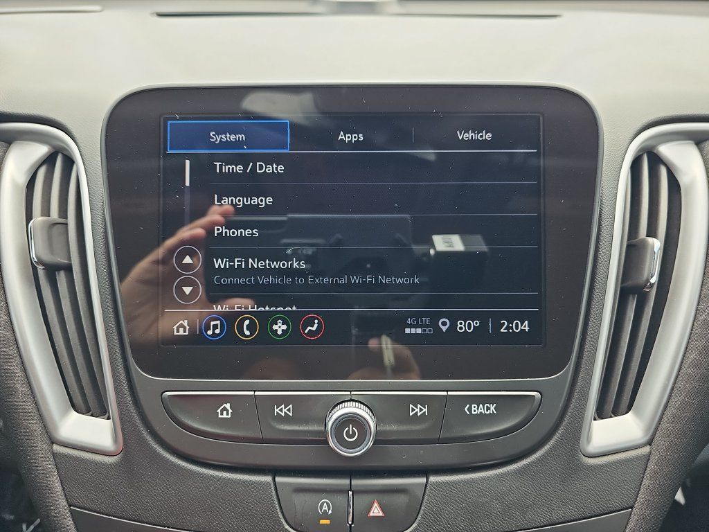 Used 2025 Chevrolet Malibu LT FWD image 22