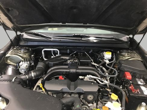 Used 2018 Subaru Outback 2.5i Limited image 8