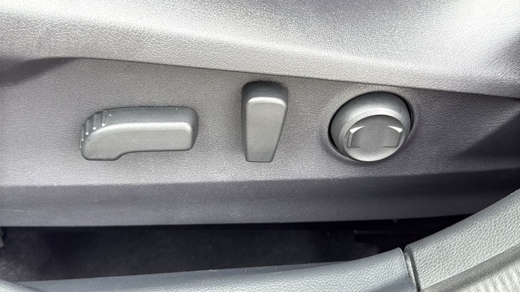 Certified 2025 Subaru Legacy Premium AWD/4WD image 11