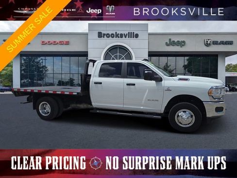 Used 2024 RAM 3500 SLT w/ Quick Order Package 2YG SLT AWD/4WD image 1