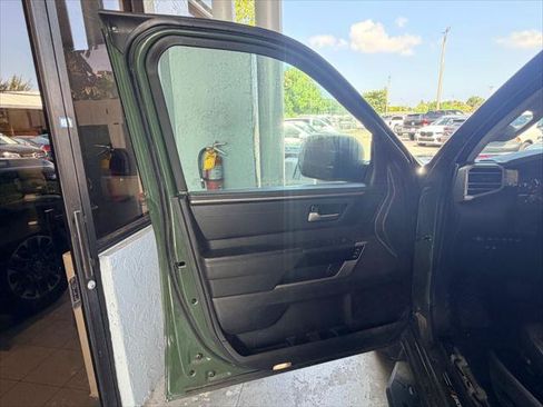 Used 2023 Toyota Tundra Limited AWD/4WD image 23