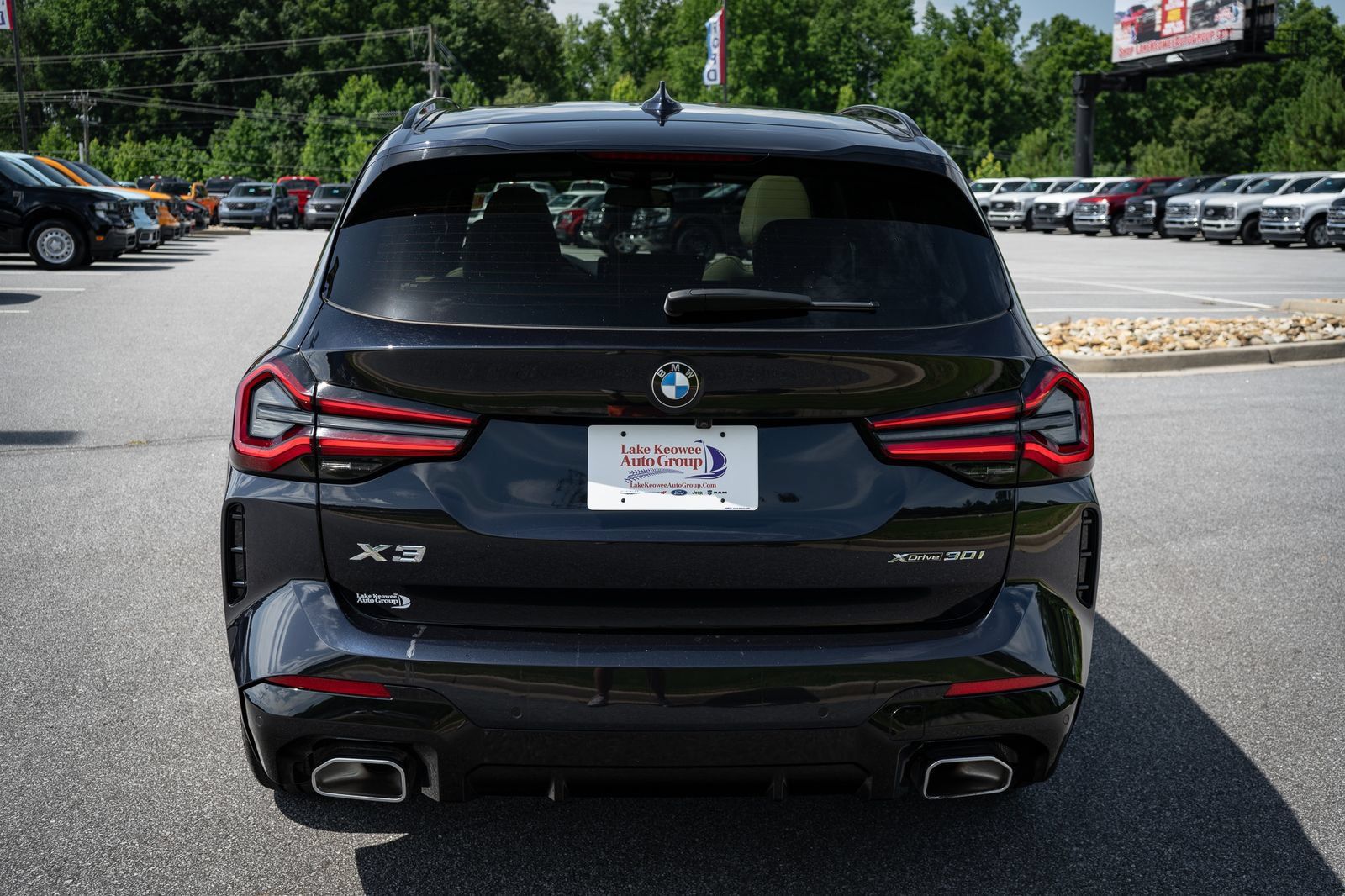 Used 2022 BMW X3 xDrive30i w/ M Sport Package 2 AWD/4WD image 8
