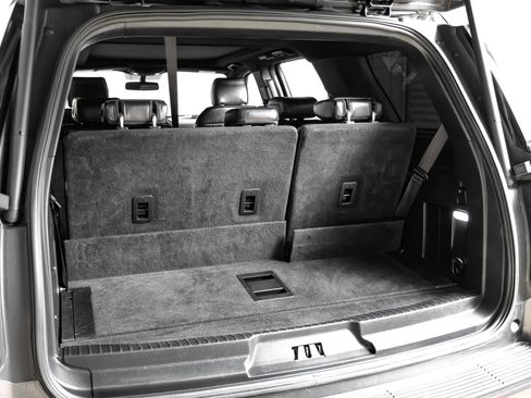 Used 2019 Ford Expedition Limited w/ Cargo Package image 67