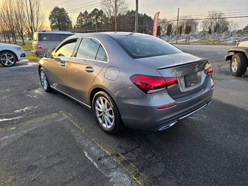 Used 2019 Mercedes-Benz A 220 4MATIC image 5