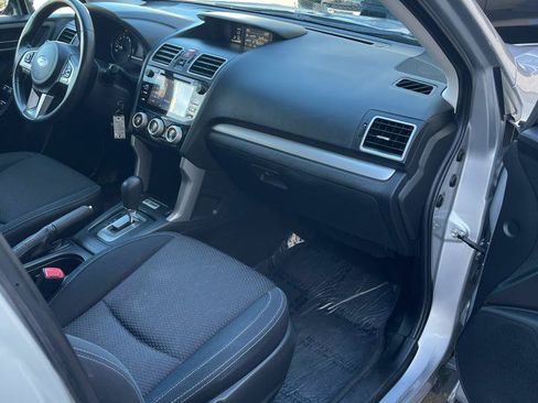Used 2018 Subaru Forester 2.5i Premium AWD/4WD image 18
