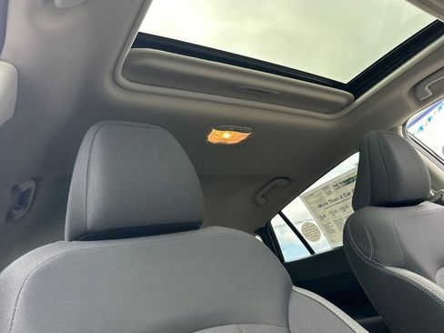 Certified 2025 Subaru Crosstrek 2.0i Premium image 19