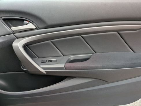 Used 2010 Honda Accord LX-S image 30