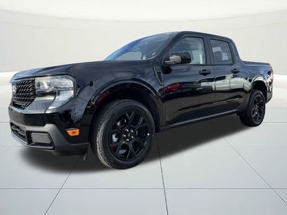 New 2025 Ford Maverick XLT w/ Black Appearance Package