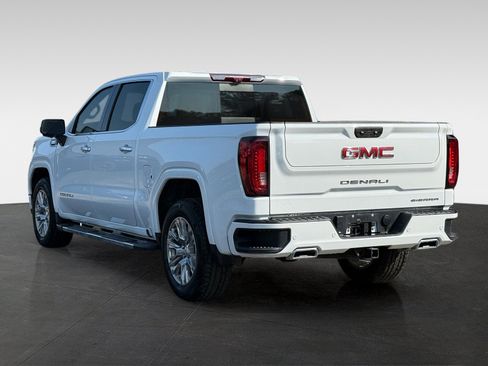 Used 2024 GMC Sierra 1500 Denali w/ Technology Package AWD/4WD image 7