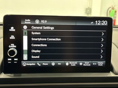 Used 2025 Honda Pilot Elite image 23