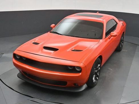 Used 2020 Dodge Challenger R/T Scat Pack RWD image 37