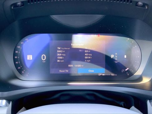 Used 2026 Volvo V60 B5 Cross Country Plus w/ Protection Package Premier image 26