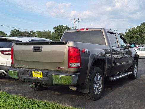 Used 2013 GMC Sierra 1500 SLT w/ SLT Convenience Package AWD/4WD image 4