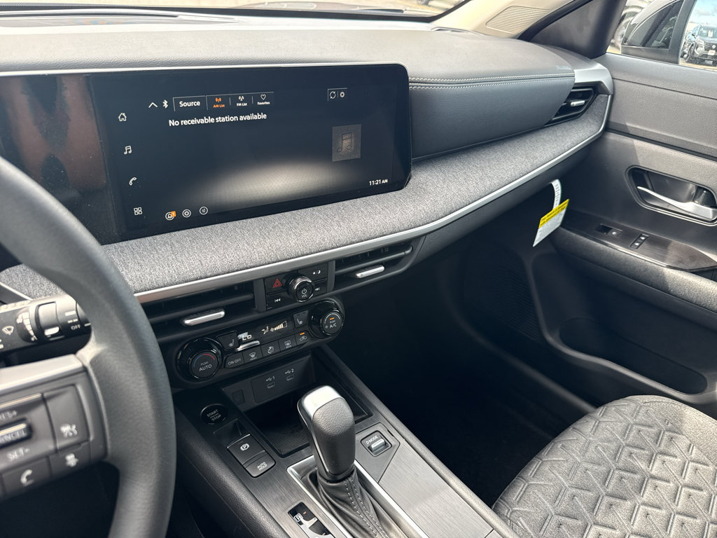 New 2027 Nissan Kicks SV AWD/4WD image 21