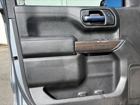 Used 2020 Chevrolet Silverado 1500 LT w/ All-Star Edition image 23