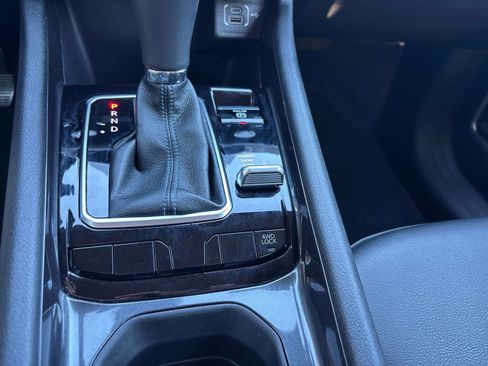 Used 2022 Jeep Compass Latitude w/ Sun and Sound Group image 23