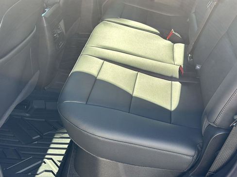 New 2026 GMC Canyon Elevation w/ Convenience Package image 16