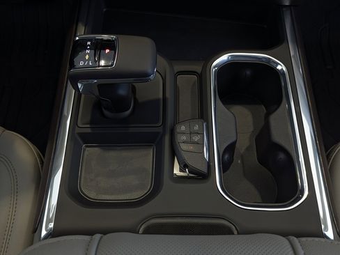 New 2026 GMC Sierra 1500 SLT w/ SLT Premium Package image 28