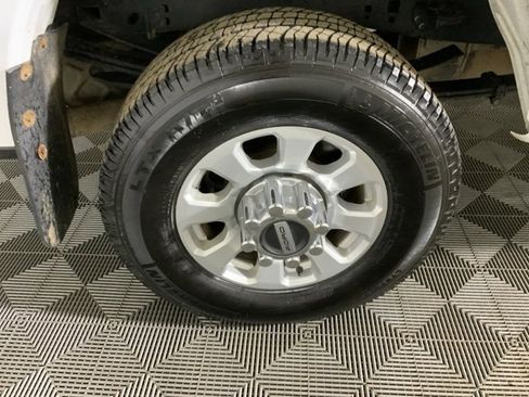 Used 2023 Ford F250 XLT image 12