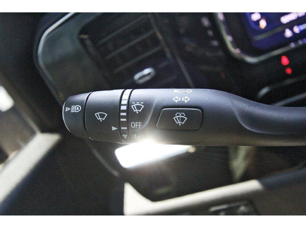 Used 2024 Chevrolet Silverado 2500 High Country AWD/4WD image 18
