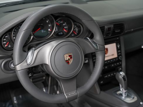 Used 2009 Porsche 911 Carrera RWD image 36