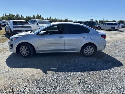 Used 2022 Kia Rio LX image 7