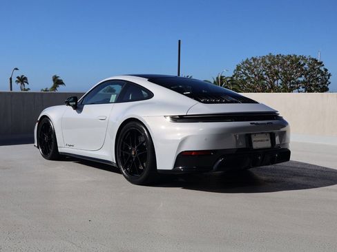New 2026 Porsche 911 Carrera GTS image 3