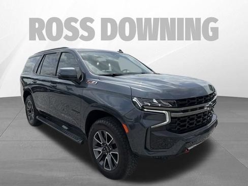 Used 2021 Chevrolet Tahoe Z71 w/ Z71 Signature Package AWD/4WD image 3