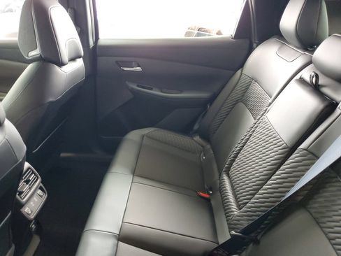 New 2026 Nissan Leaf Platinum+ w/ Cargo Package (Platinum+) FWD image 8