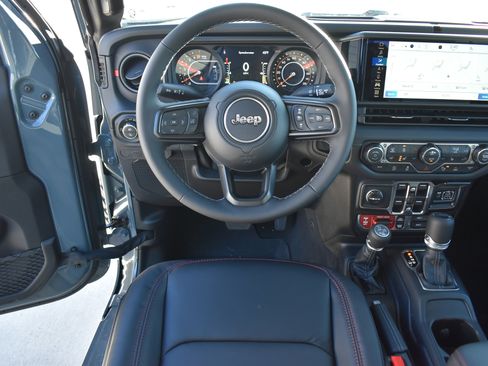 New 2026 Jeep Gladiator Rubicon image 18