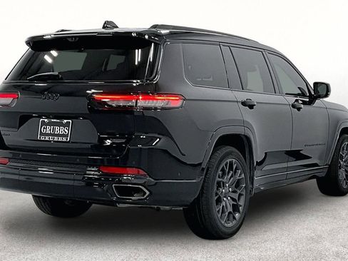 Used 2025 Jeep Grand Cherokee L Summit image 2