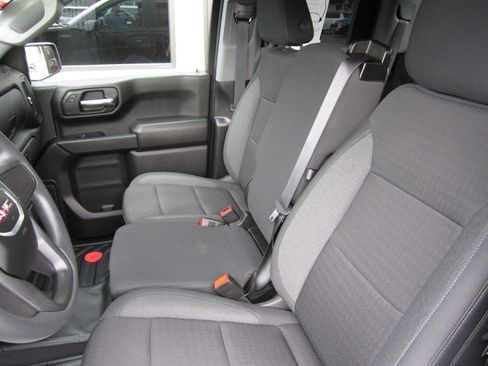Used 2024 GMC Sierra 1500 Pro w/ Pro Value Package AWD/4WD image 8