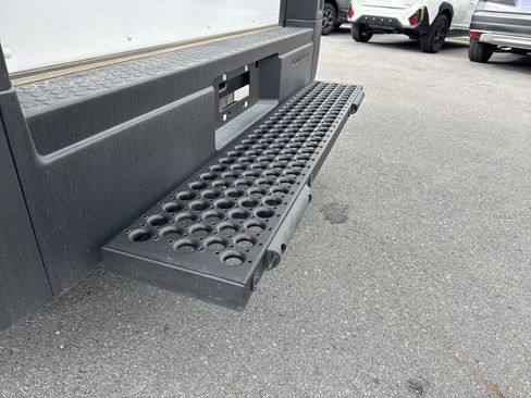 New 2025 Chevrolet Brightdrop 400 w/ Battery Pack, Max Range image 5