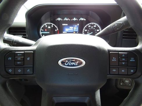 Used 2025 Ford F250 XLT AWD/4WD image 21