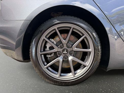 Used 2022 Tesla Model 3 Long Range image 17