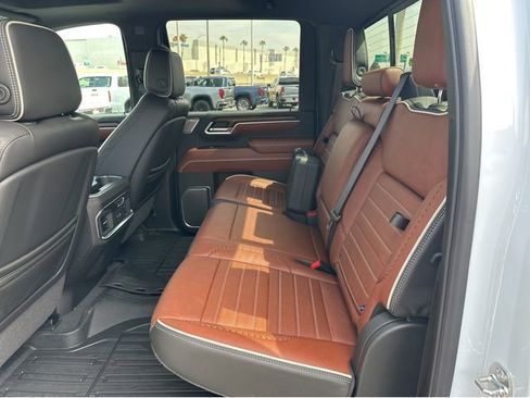 New 2026 GMC Sierra 2500 Denali Ultimate AWD/4WD image 27