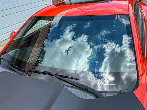 Used 2019 Chevrolet Camaro SS RWD image 15