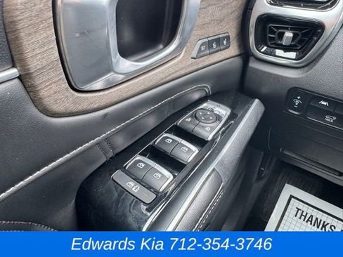 Used 2023 Kia Sorento SX Prestige image 23