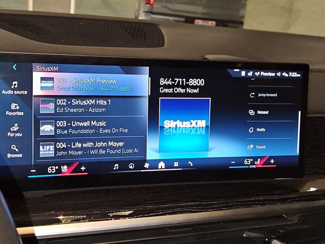 Used 2024 BMW X5 sDrive40i w/ M Sport Package RWD image 12