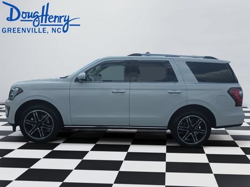 Used 2021 Ford Expedition Limited AWD/4WD image 2