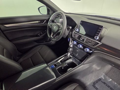 Used 2022 Honda Accord Sport image 32