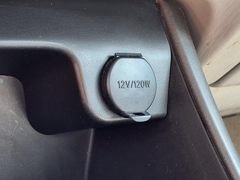 Used 2004 Toyota Camry FWD image 24