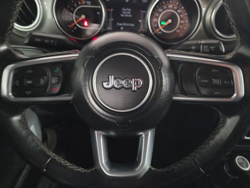 Used 2022 Jeep Gladiator Overland AWD/4WD image 31