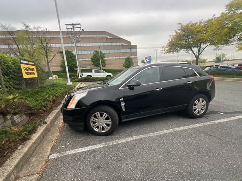 Used 2011 Cadillac SRX Luxury AWD/4WD image 2