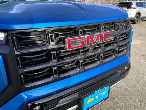 Used 2023 GMC Canyon AT4X image 32