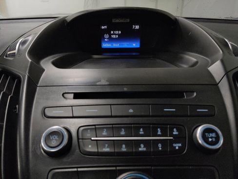 Used 2018 Ford Escape SE FWD image 25