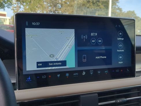 New 2026 Lincoln Corsair Premiere image 15